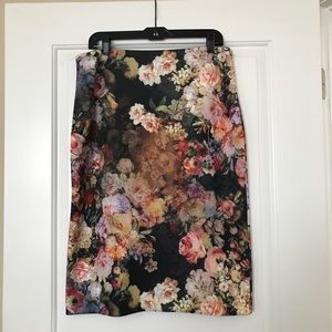 Floral print pencil skirt
